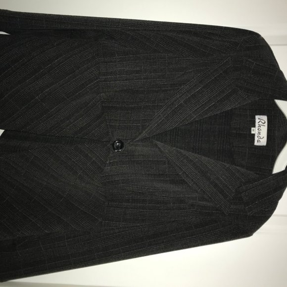 Maternity and Post-partum (breast-feeding) - Picture 7 of 11